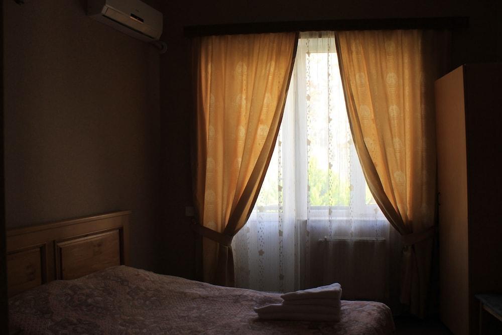 Altstadt Hotel & Cafe باكو المظهر الخارجي الصورة