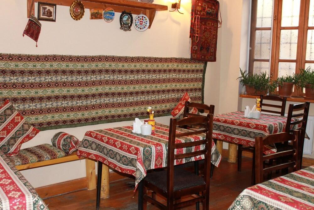 Altstadt Hotel & Cafe باكو المظهر الخارجي الصورة