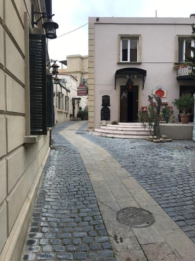 Altstadt Hotel & Cafe باكو المظهر الخارجي الصورة